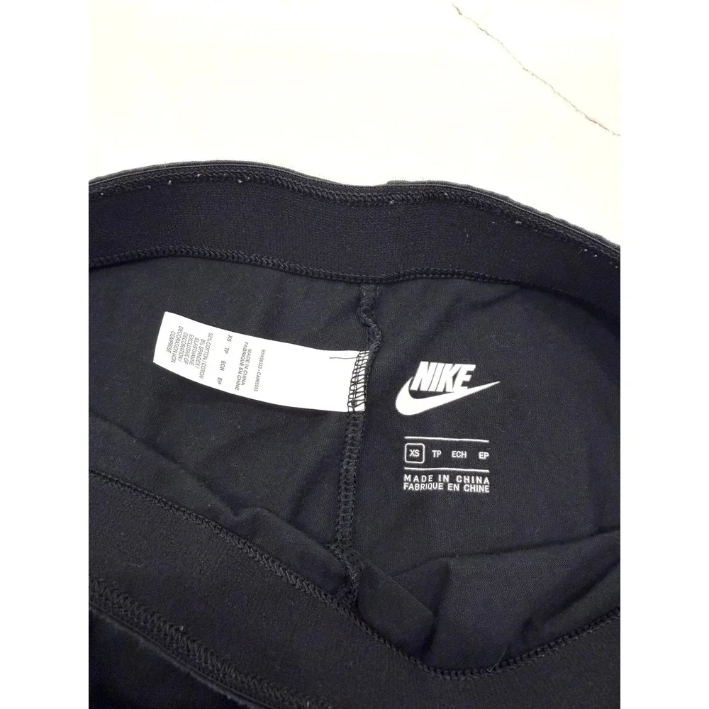 Nike Leggings Black Cotton Spandex Slim Fit Athleisure XS 3/4 length